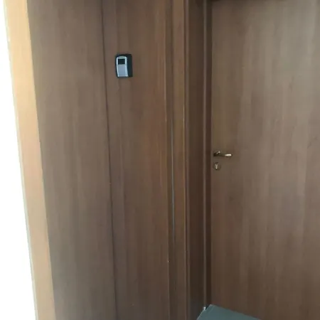 Entire 4pax , Sea View, Pool Apartment Rawda