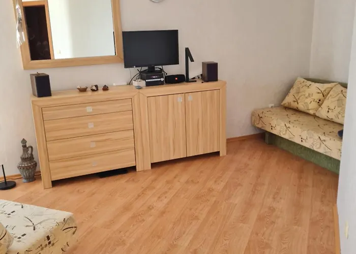 Appartamento Entire 4pax , Sea View, Pool Ravda