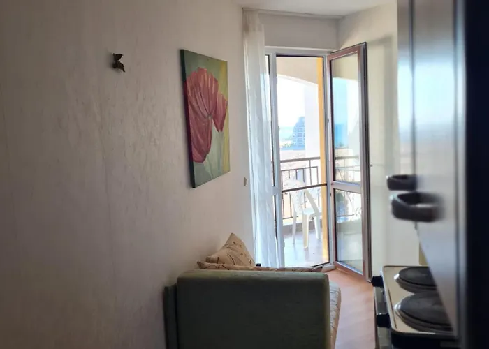 Entire 4pax , Sea View, Pool